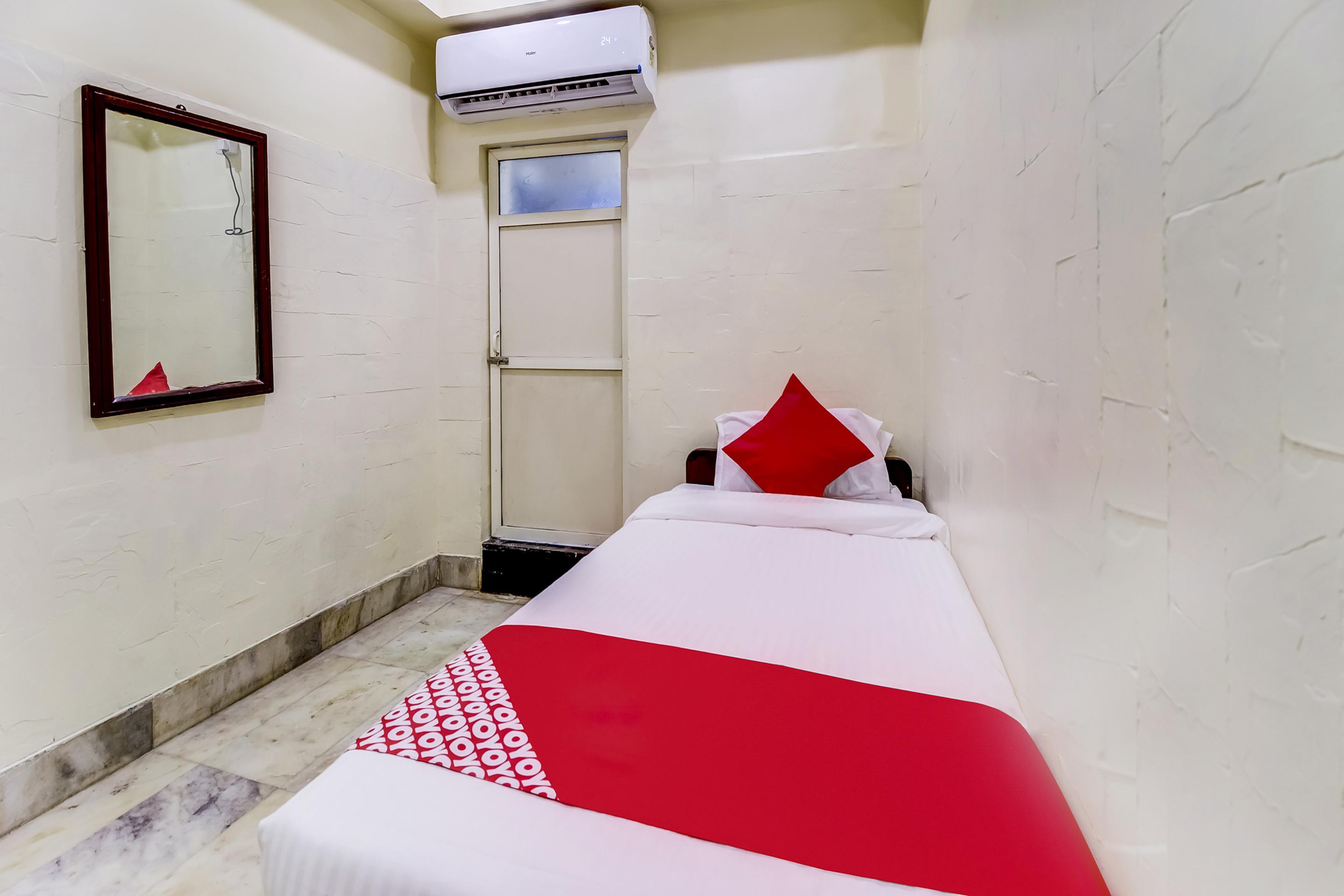 Super Oyo Hotel Dreamland Βομβάη Εξωτερικό φωτογραφία