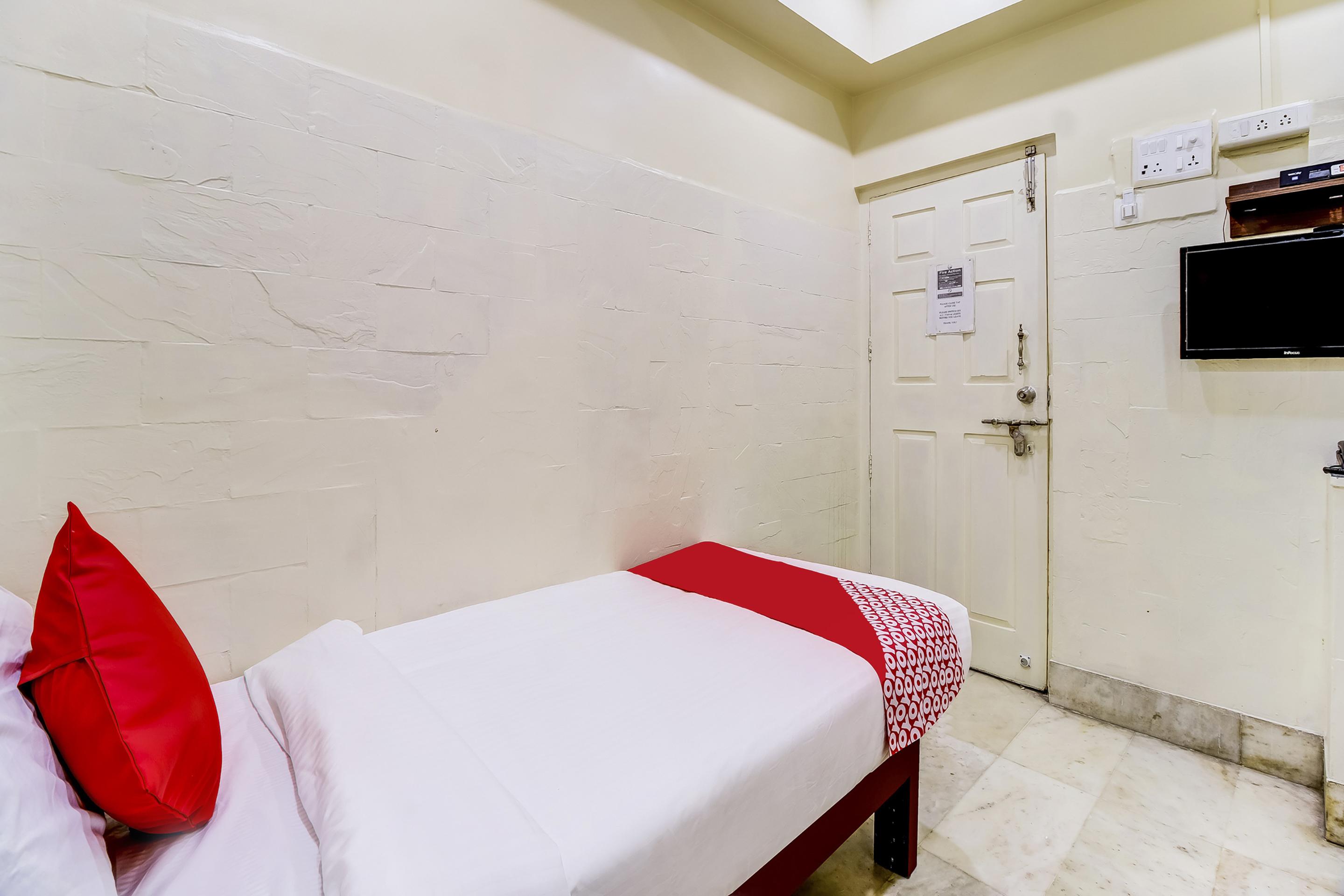 Super Oyo Hotel Dreamland Βομβάη Εξωτερικό φωτογραφία