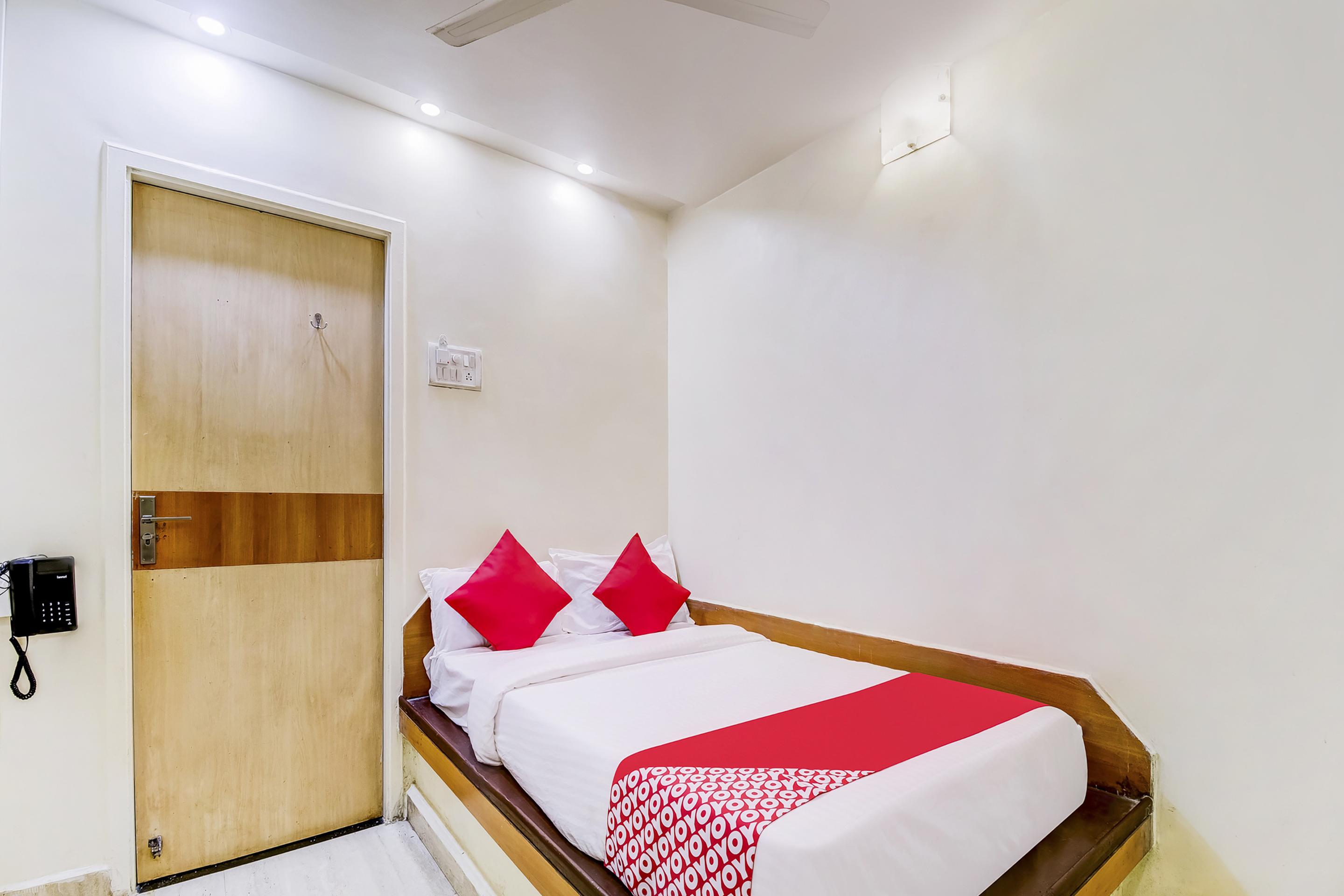 Super Oyo Hotel Dreamland Βομβάη Εξωτερικό φωτογραφία