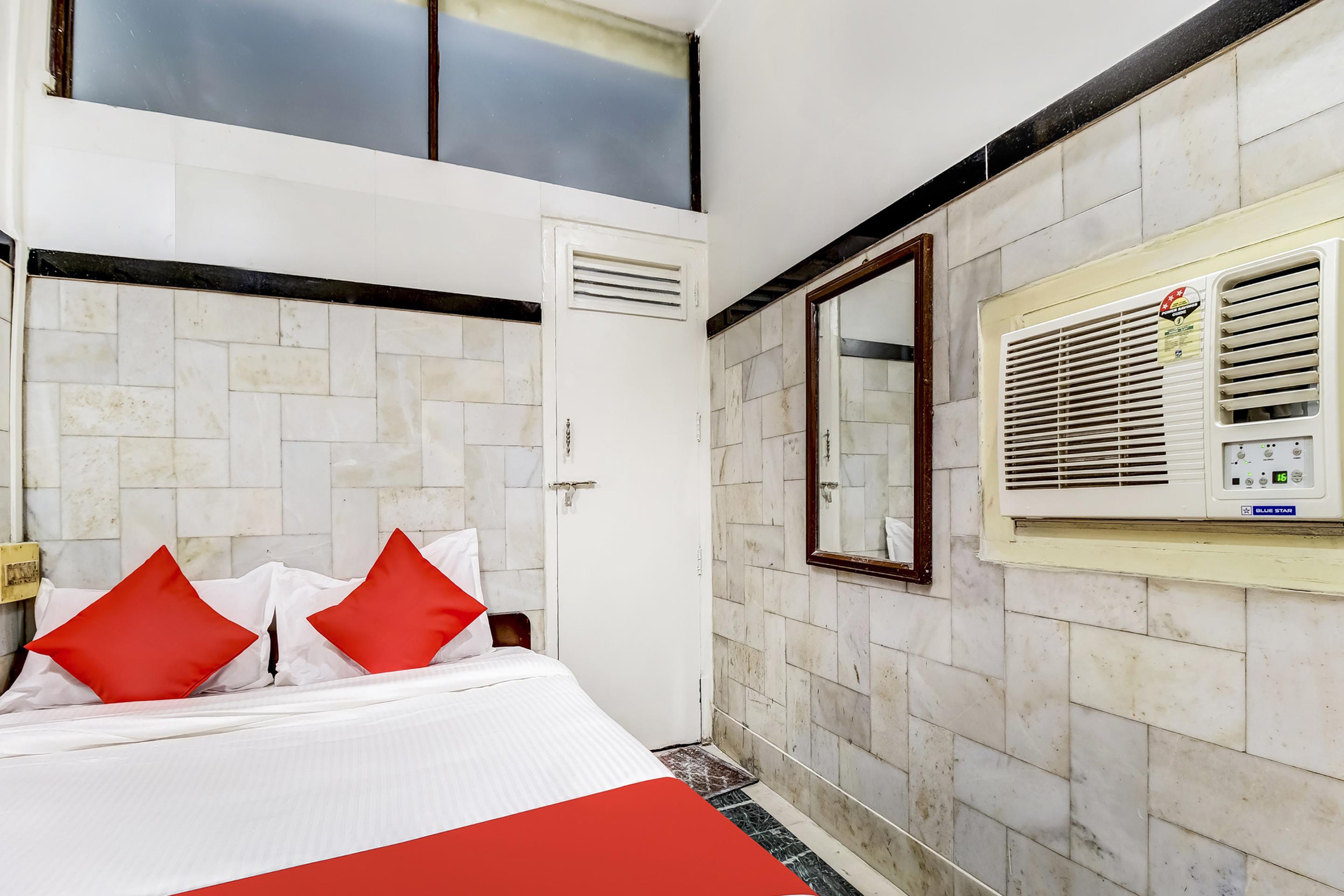 Super Oyo Hotel Dreamland Βομβάη Εξωτερικό φωτογραφία