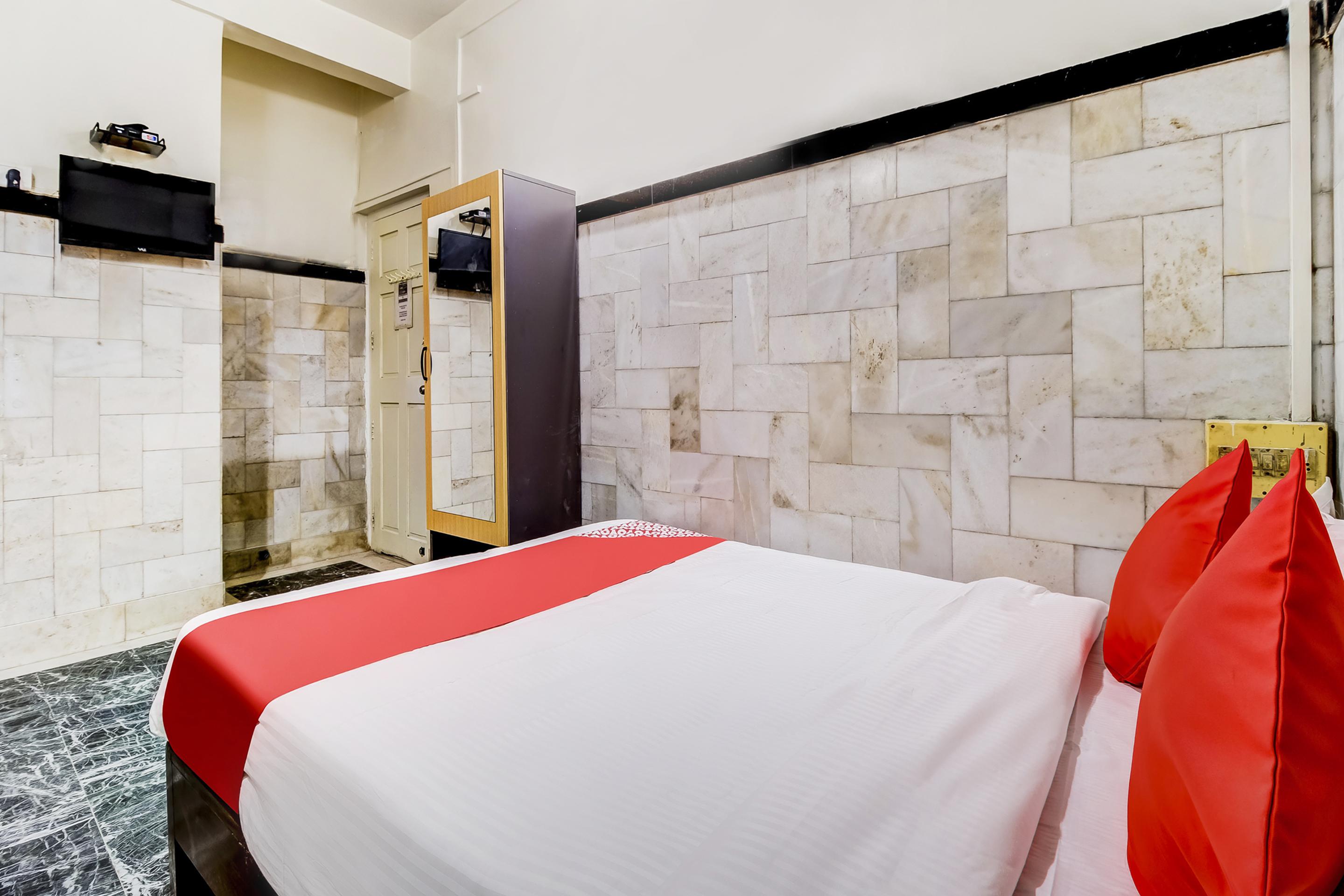 Super Oyo Hotel Dreamland Βομβάη Εξωτερικό φωτογραφία