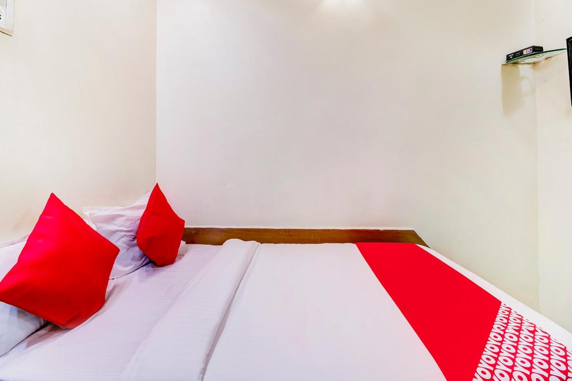 Super Oyo Hotel Dreamland Βομβάη Εξωτερικό φωτογραφία