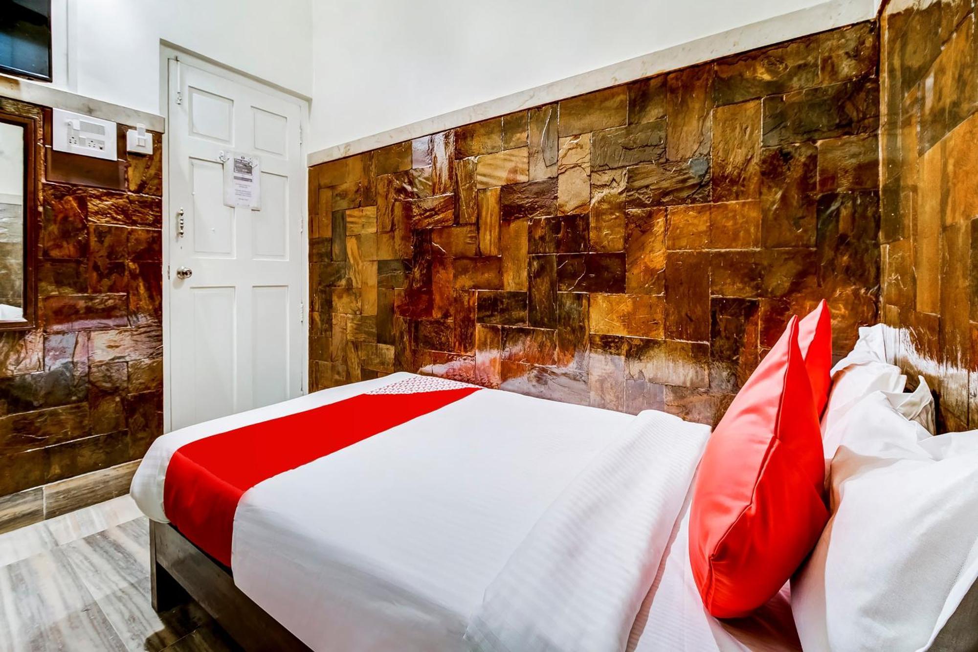 Super Oyo Hotel Dreamland Βομβάη Εξωτερικό φωτογραφία