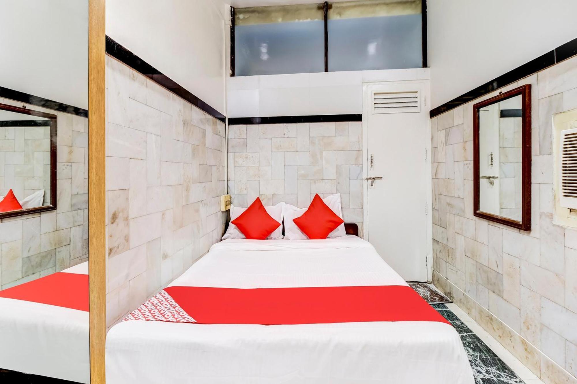 Super Oyo Hotel Dreamland Βομβάη Εξωτερικό φωτογραφία