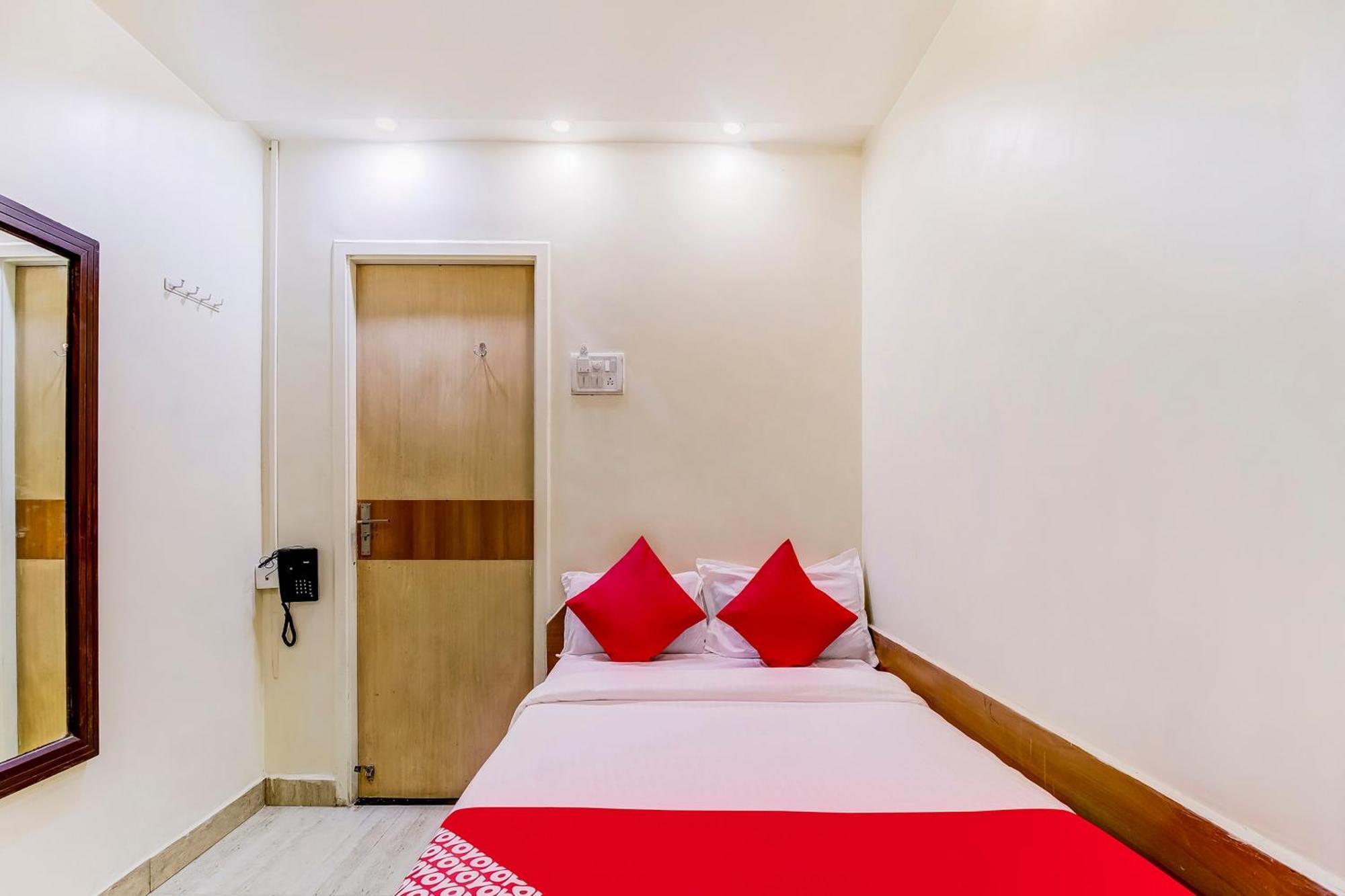 Super Oyo Hotel Dreamland Βομβάη Εξωτερικό φωτογραφία