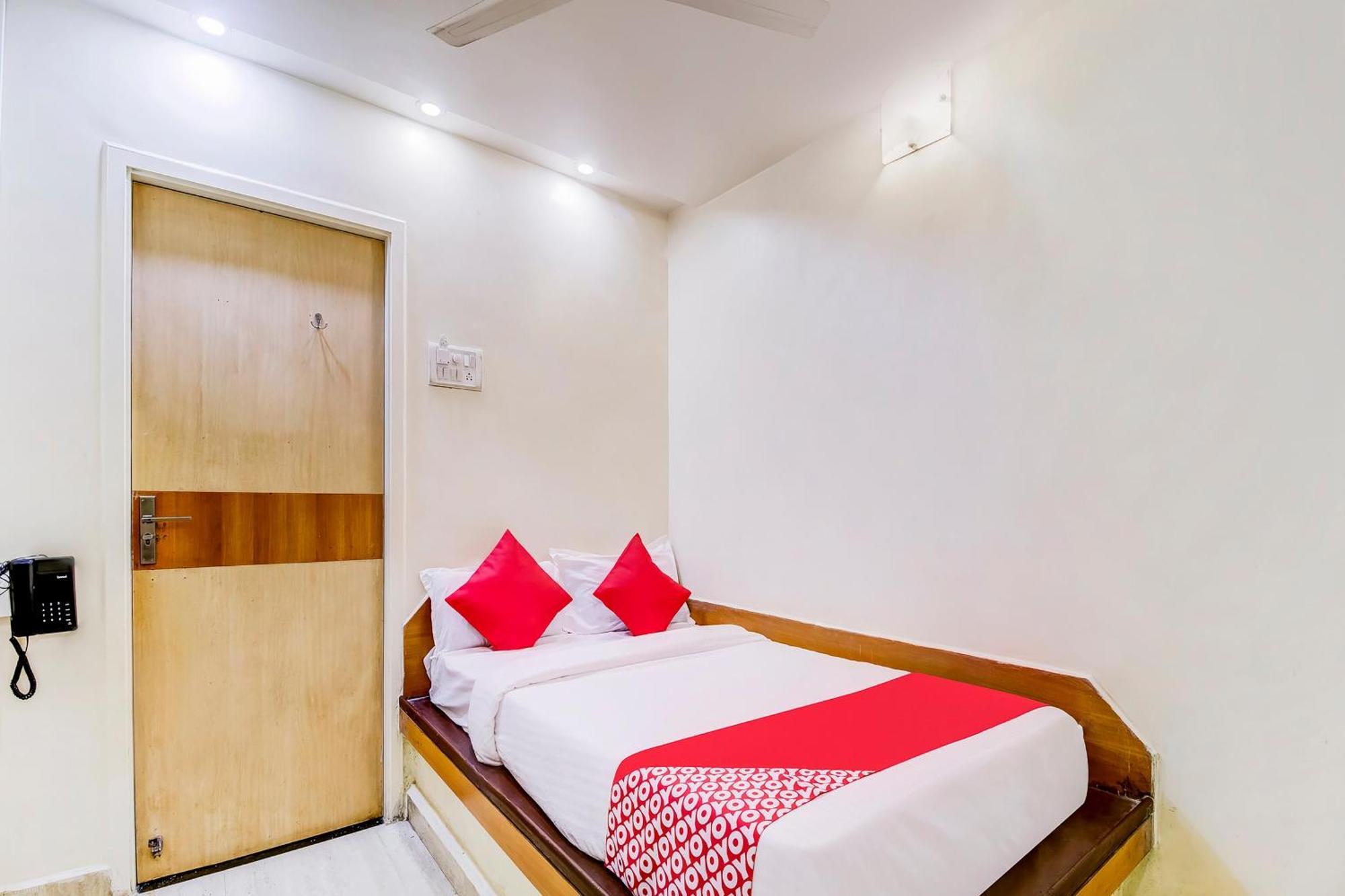 Super Oyo Hotel Dreamland Βομβάη Εξωτερικό φωτογραφία